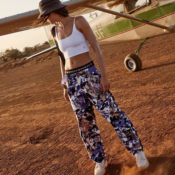 FP MOVEMENT Mesmerize Me Printed Cargo Pants Violet Splendor NWT - Picture 1 of 9